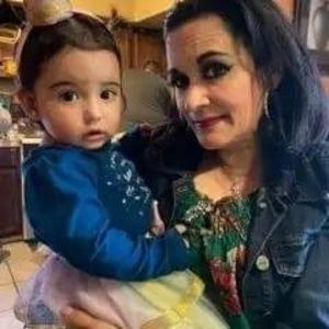 Meet your Posher, Noelia